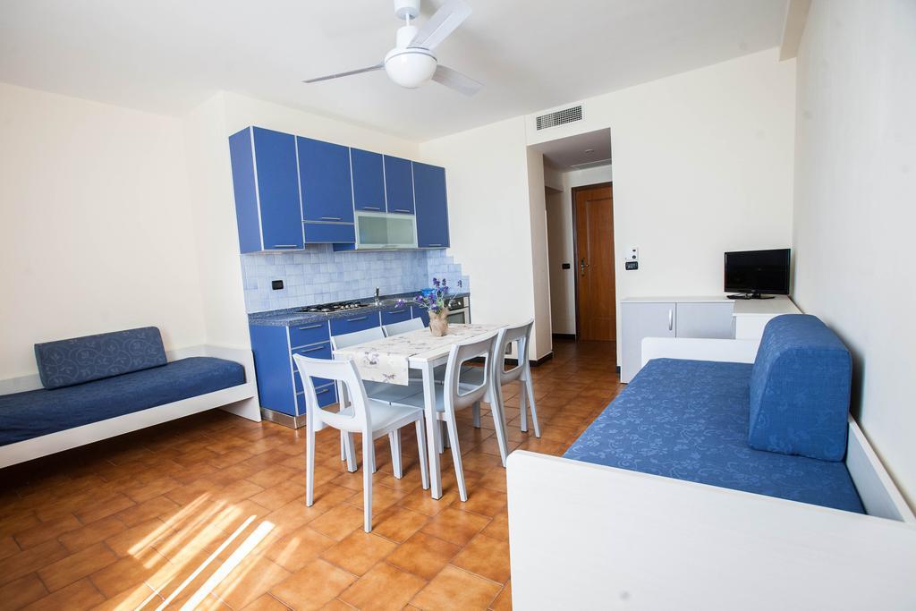 Residence Rta Villa Marina อิมเปรีอา ห้อง รูปภาพ