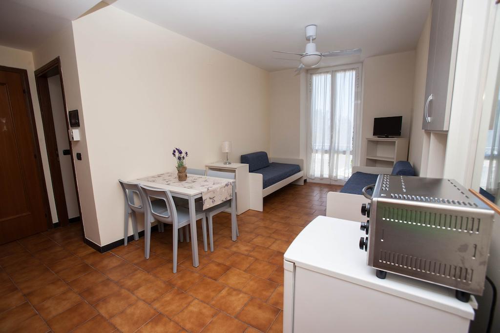 Residence Rta Villa Marina อิมเปรีอา ภายนอก รูปภาพ
