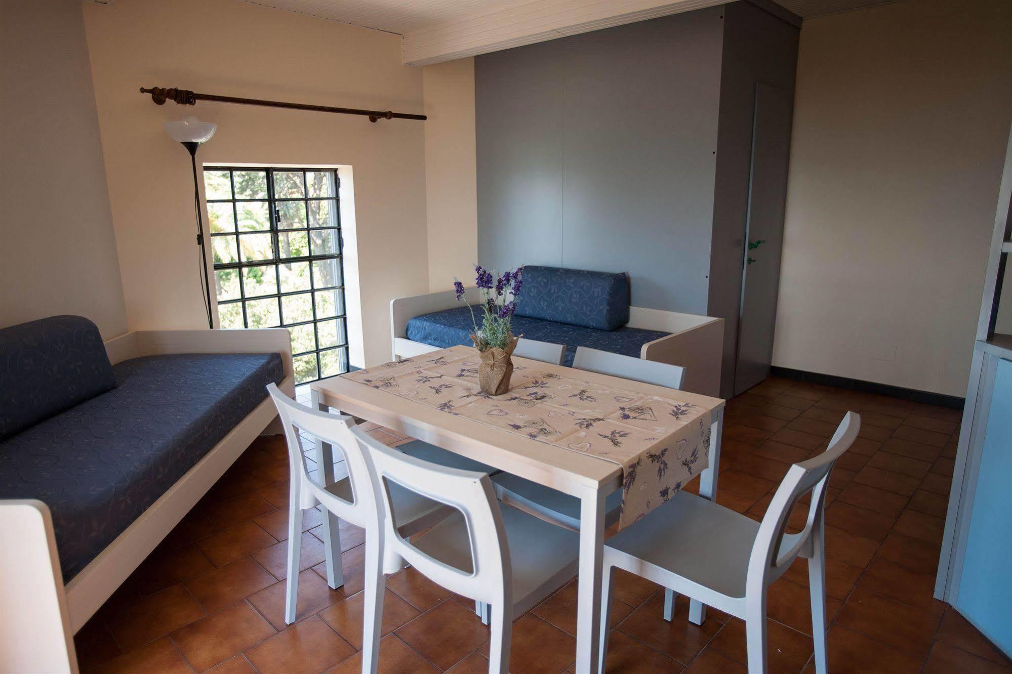 Residence Rta Villa Marina อิมเปรีอา ภายนอก รูปภาพ