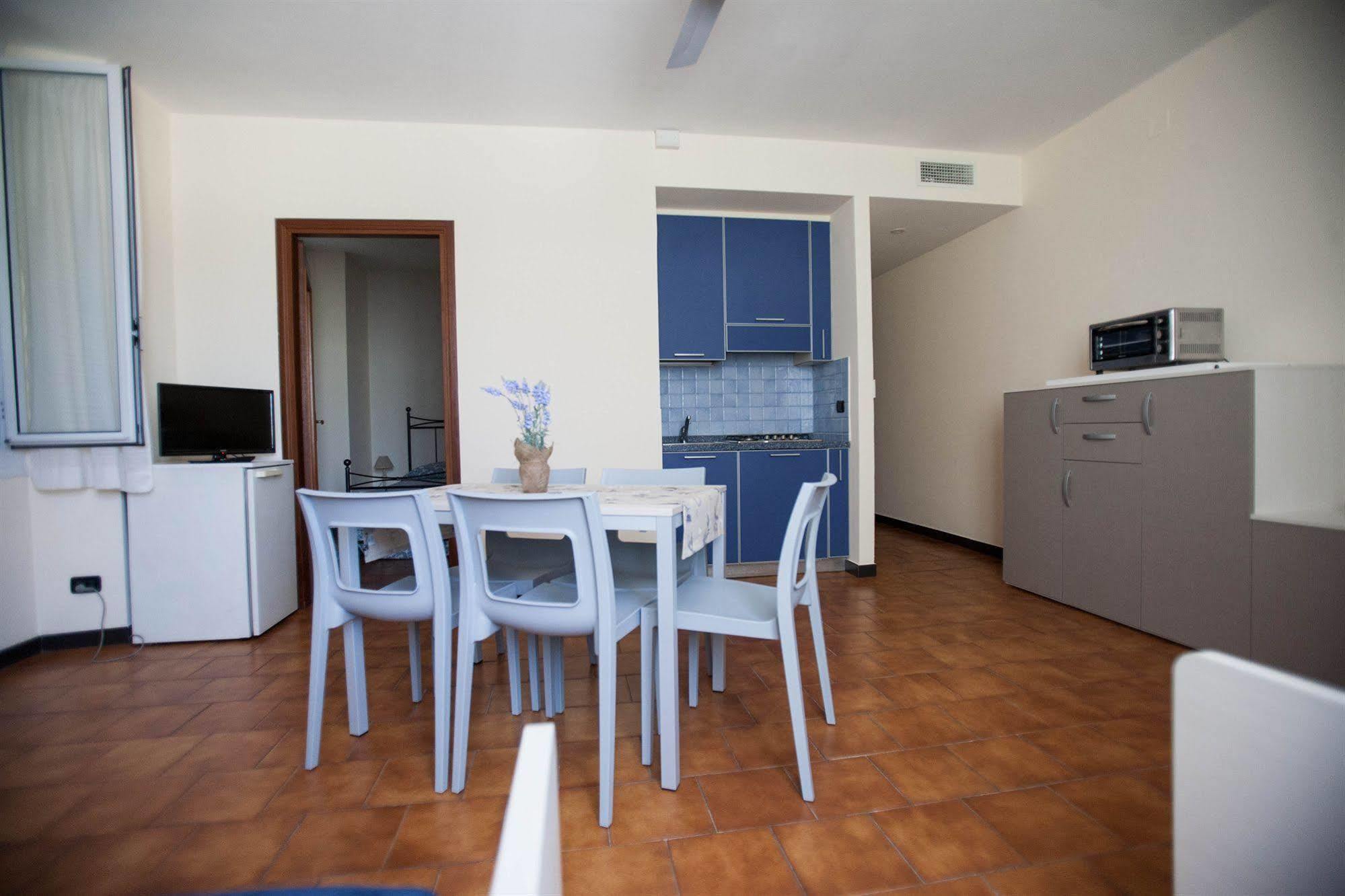 Residence Rta Villa Marina อิมเปรีอา ภายนอก รูปภาพ