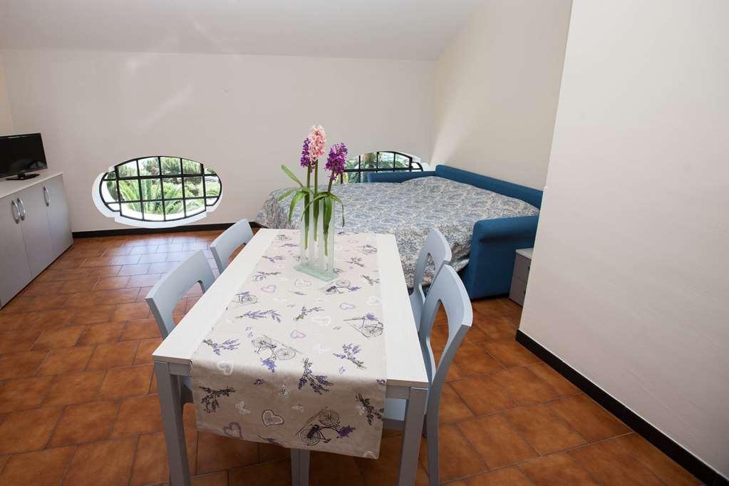 Residence Rta Villa Marina อิมเปรีอา ห้อง รูปภาพ