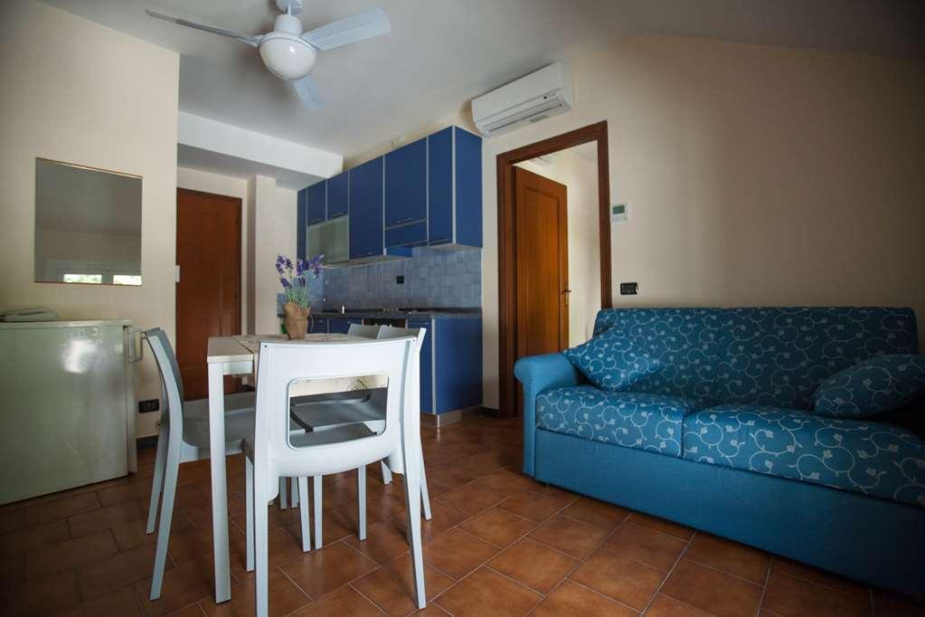 Residence Rta Villa Marina อิมเปรีอา ห้อง รูปภาพ